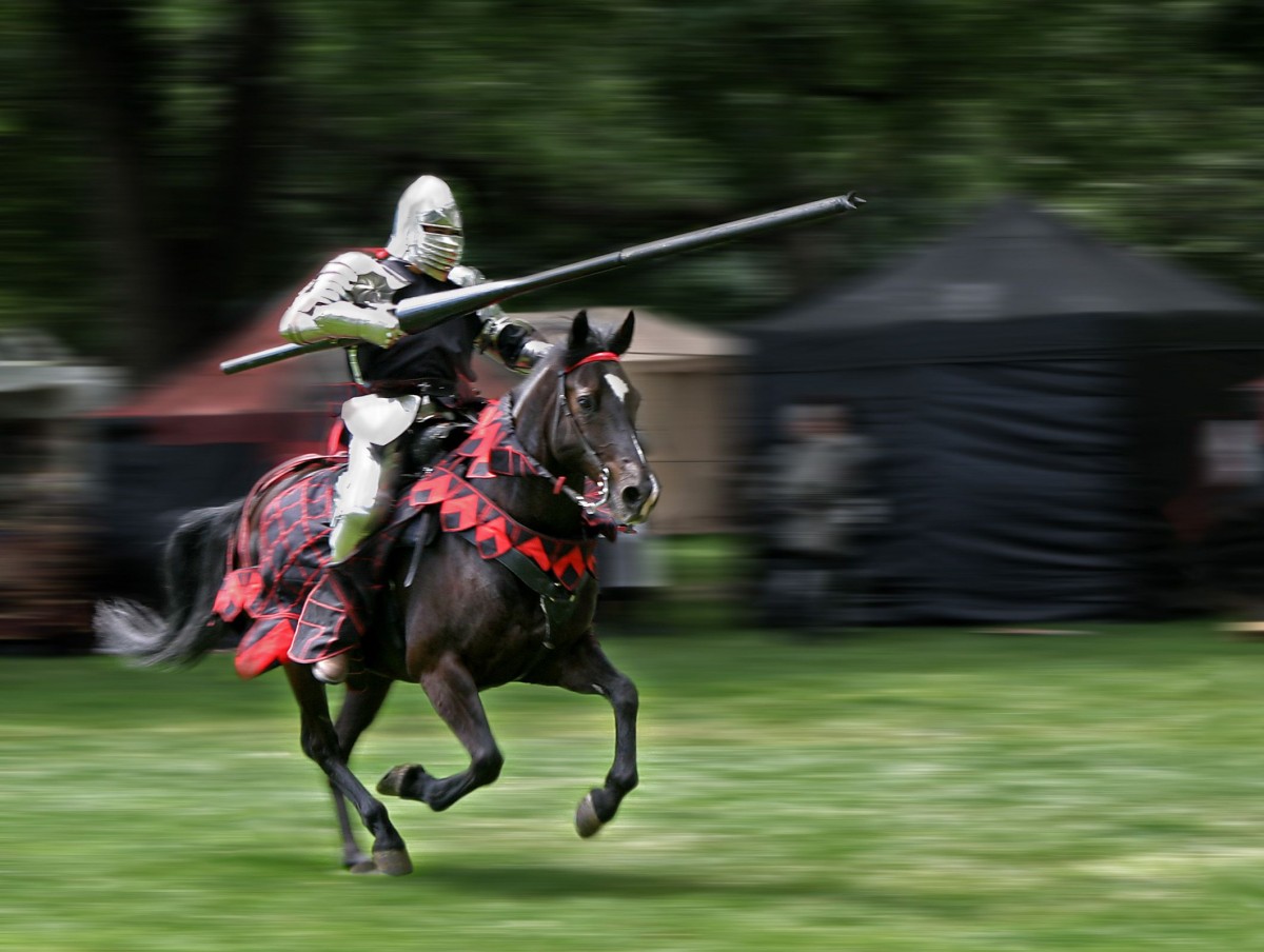 knight-joust-right-side.jpg