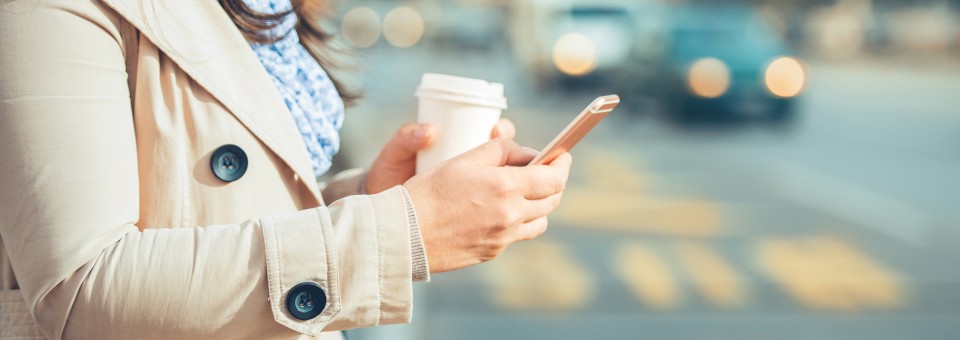 pedestrian texting before crossing the street
