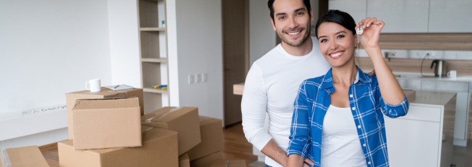couple moving into first apartment couple moving into first apartment