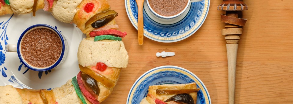 Rosca de Reyes Kings' Cake